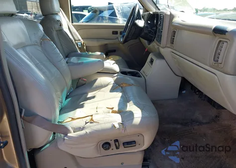 2001 Chevrolet Suburban 1500 Lt from USA, damaged, VIN 3GNEC16T31G204459